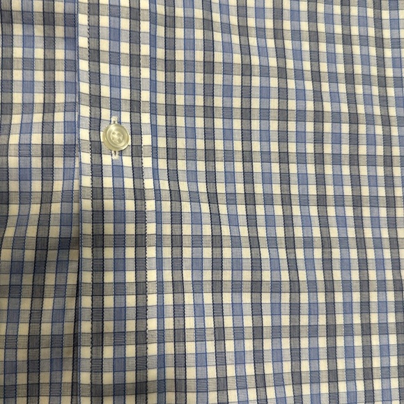 UNTUCKit Men's Light Blue Plaid Shirt - Picture 7 of 9